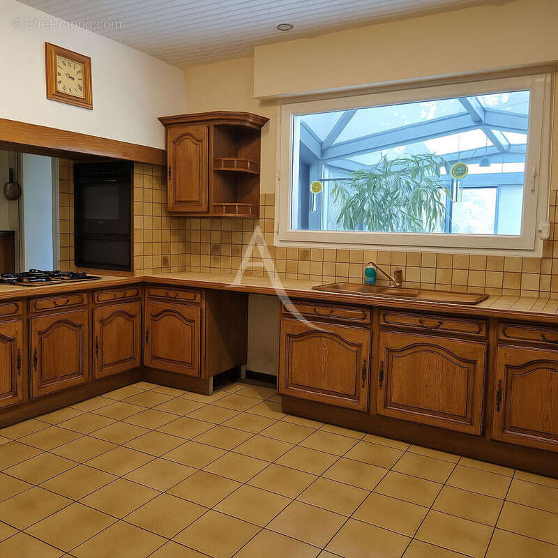 Maison à VILLENEUVE-DE-MARSAN