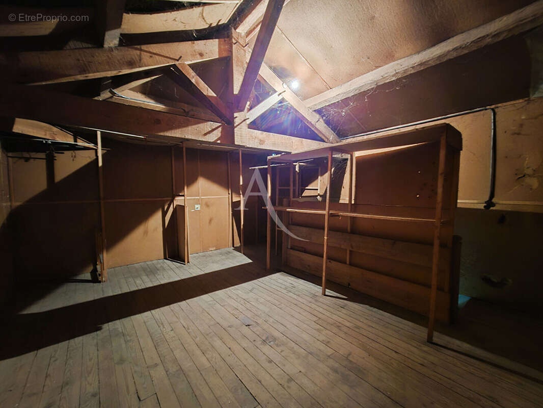 Maison à VILLENEUVE-DE-MARSAN