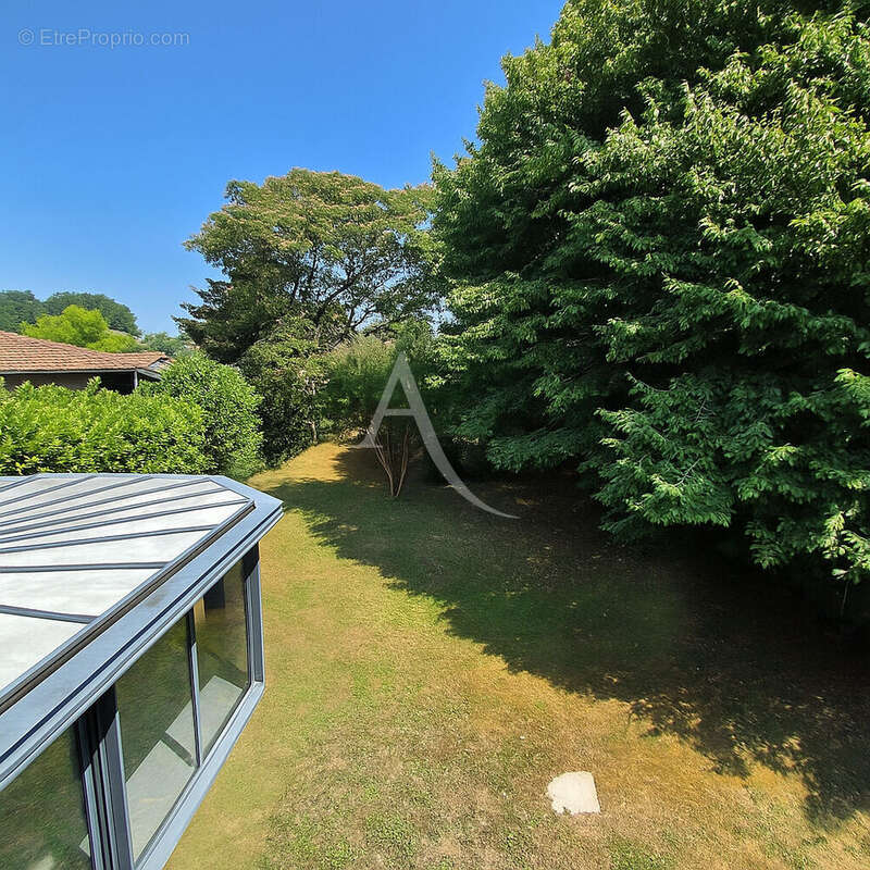 Maison à VILLENEUVE-DE-MARSAN