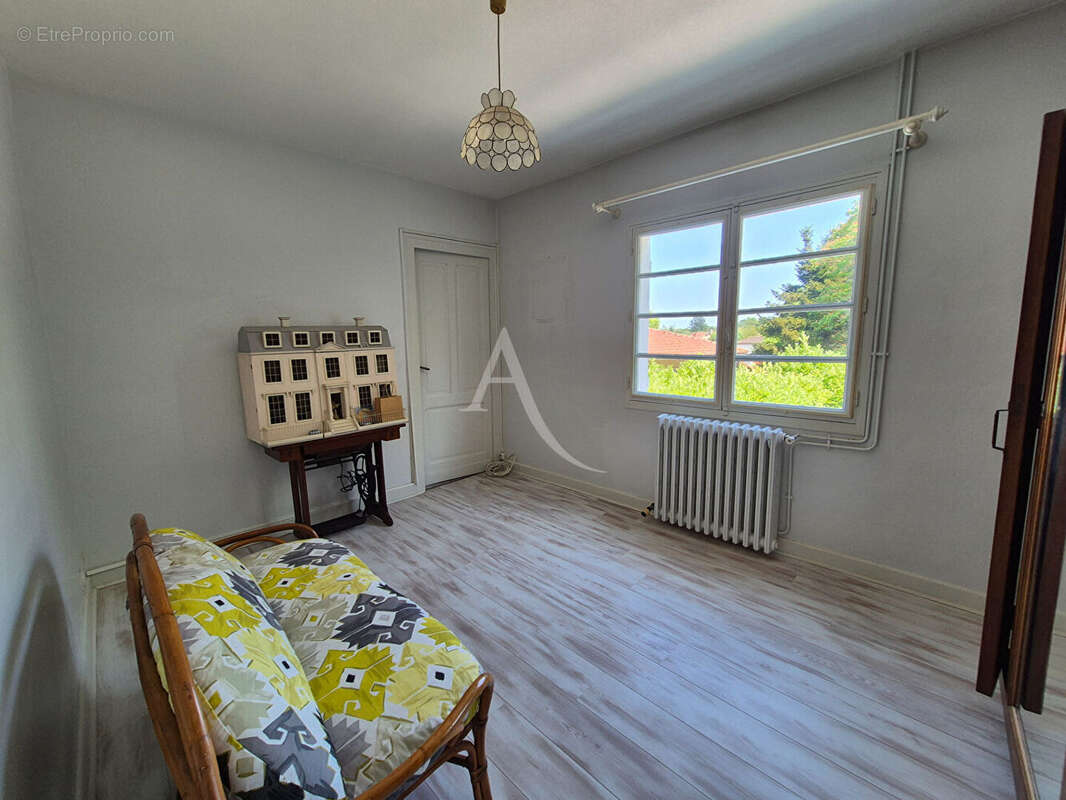 Maison à VILLENEUVE-DE-MARSAN