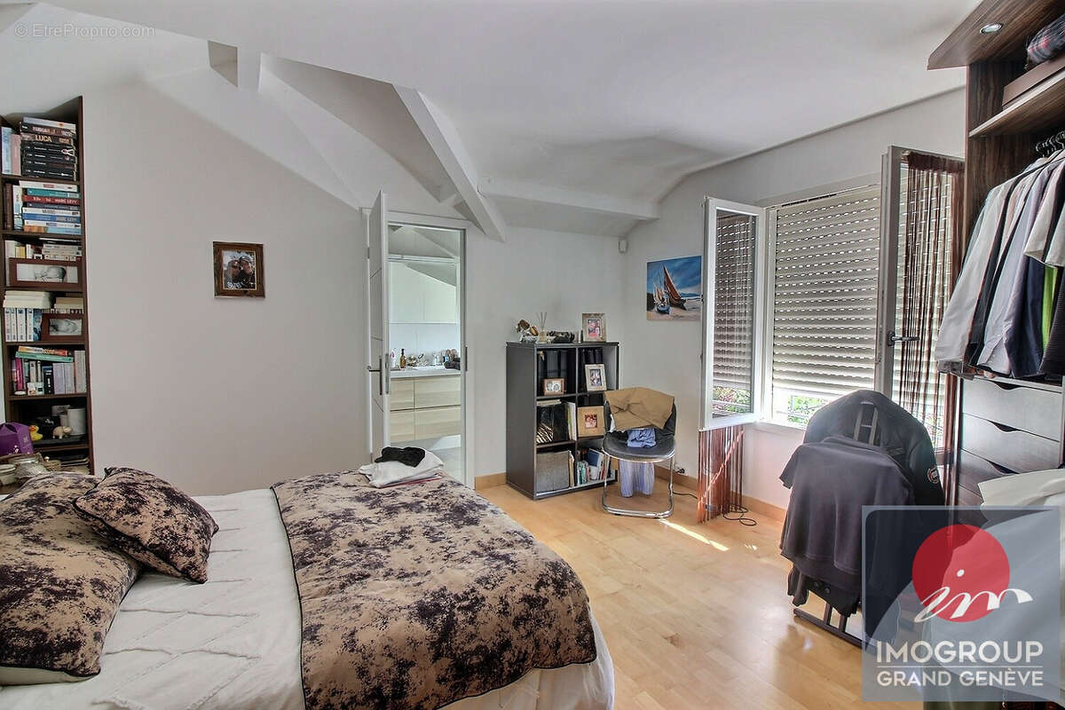 Maison à DIVONNE-LES-BAINS