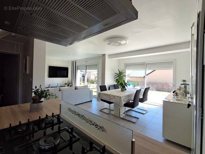 Maison à LA PRENESSAYE