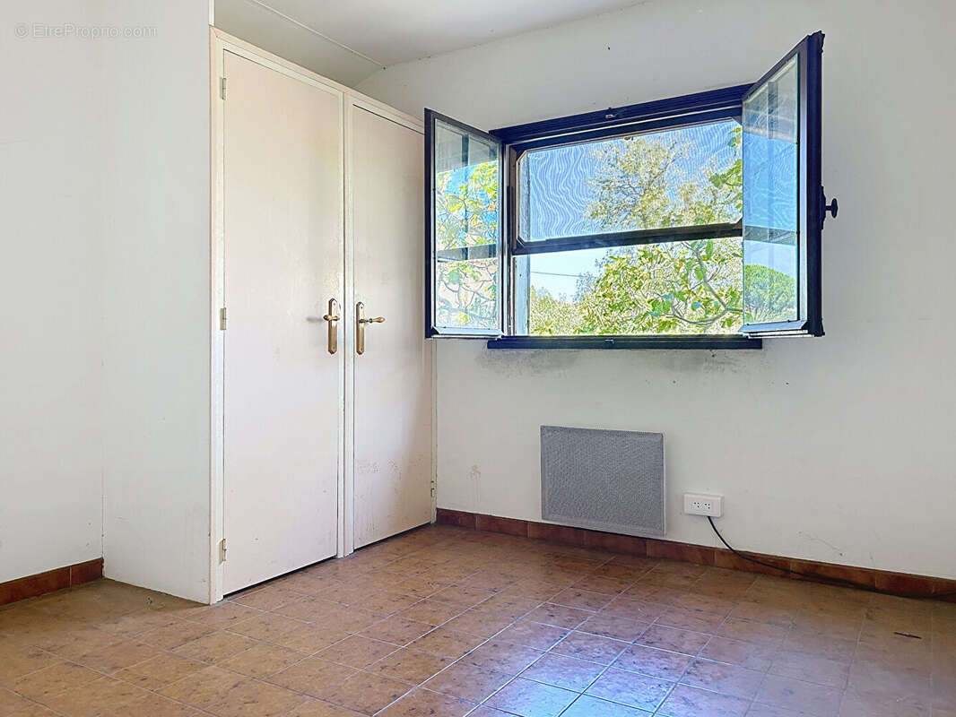 Maison à VILLENEUVE-LES-AVIGNON