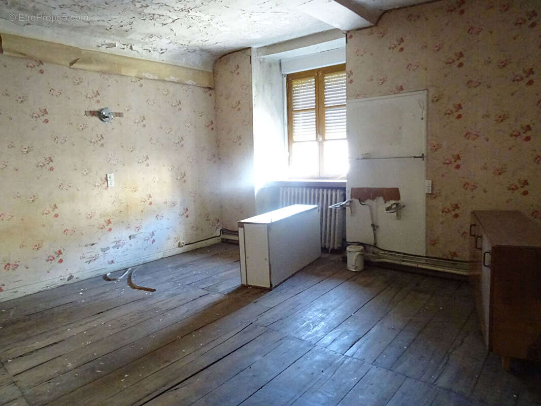 Maison à LE TEILLEUL