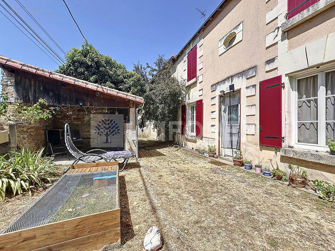 Maison à MONCONTOUR