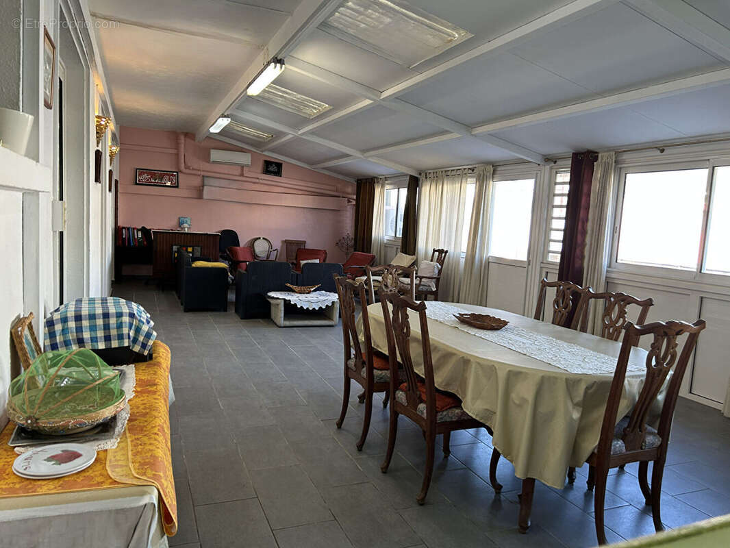 Appartement à SAINT-DENIS