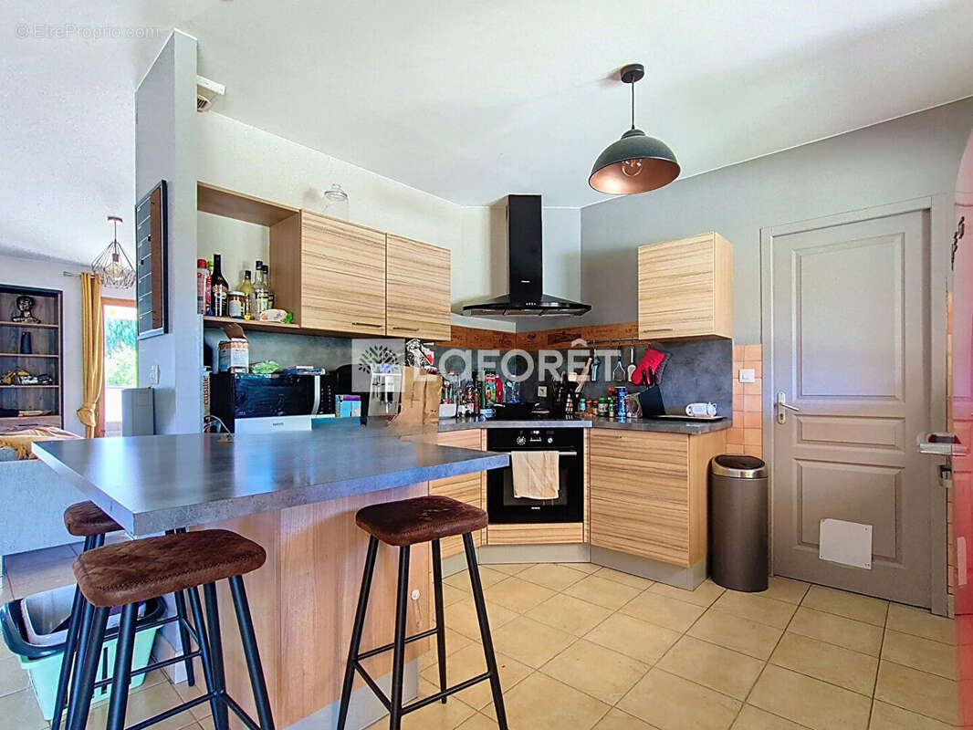 Maison à SAINT-NAUPHARY