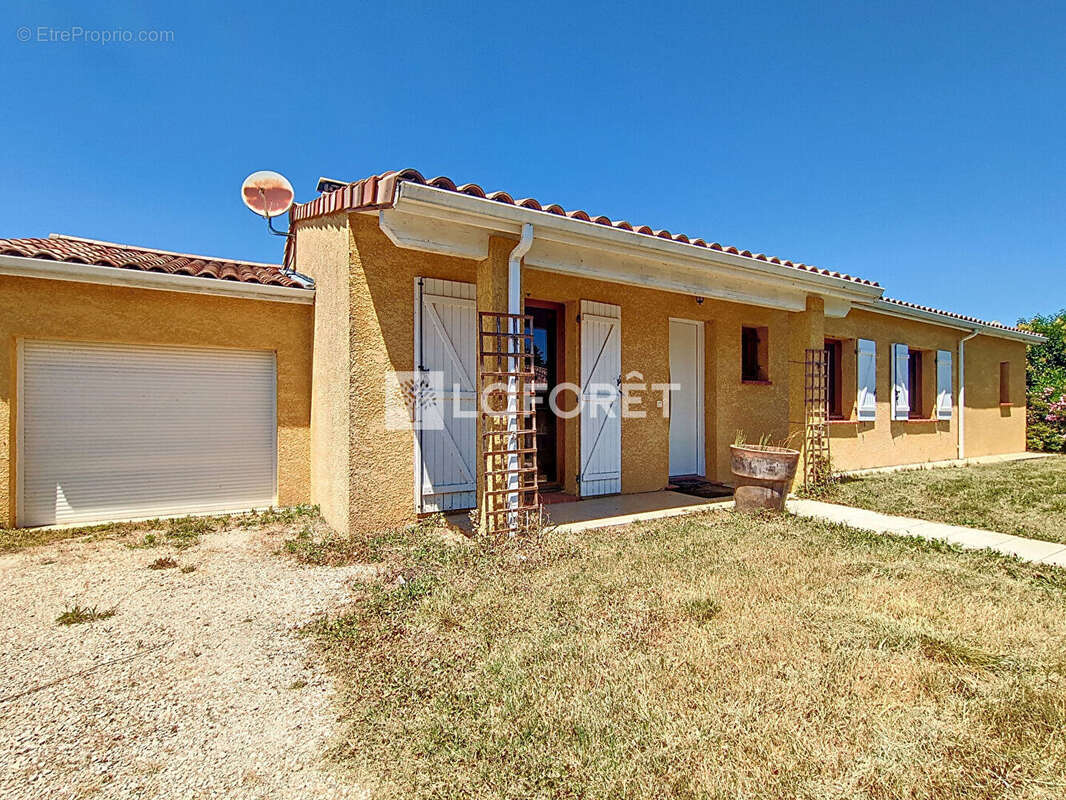 Maison à SAINT-NAUPHARY