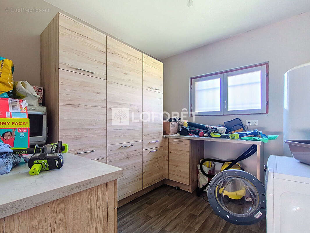 Maison à SAINT-NAUPHARY