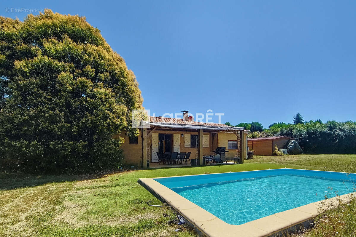 Maison à SAINT-NAUPHARY