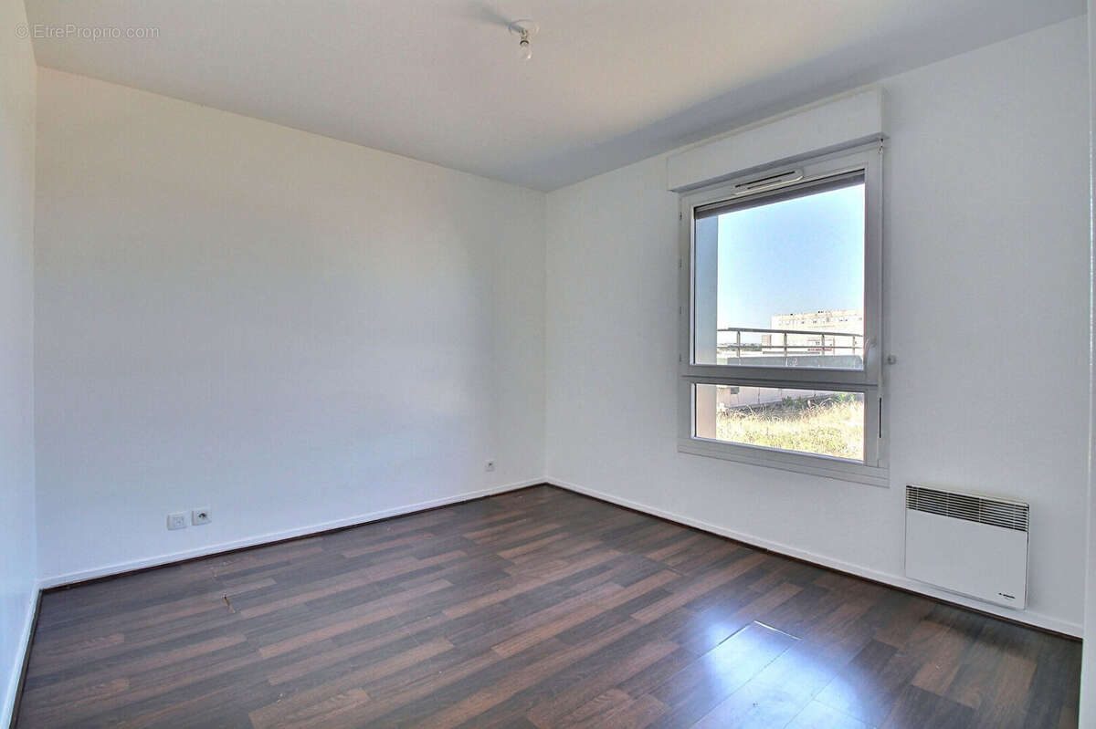 Appartement à COLOMBES