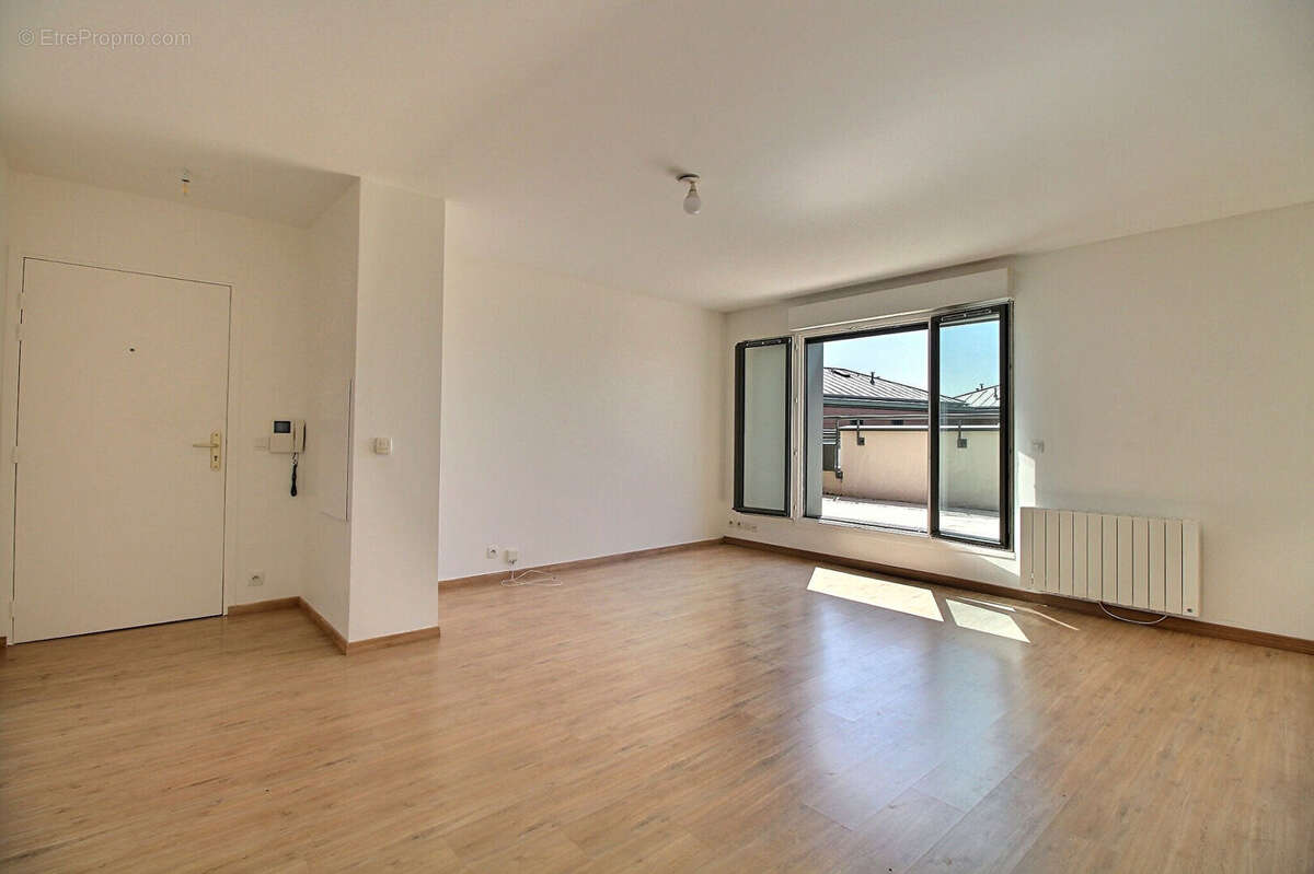 Appartement à COLOMBES