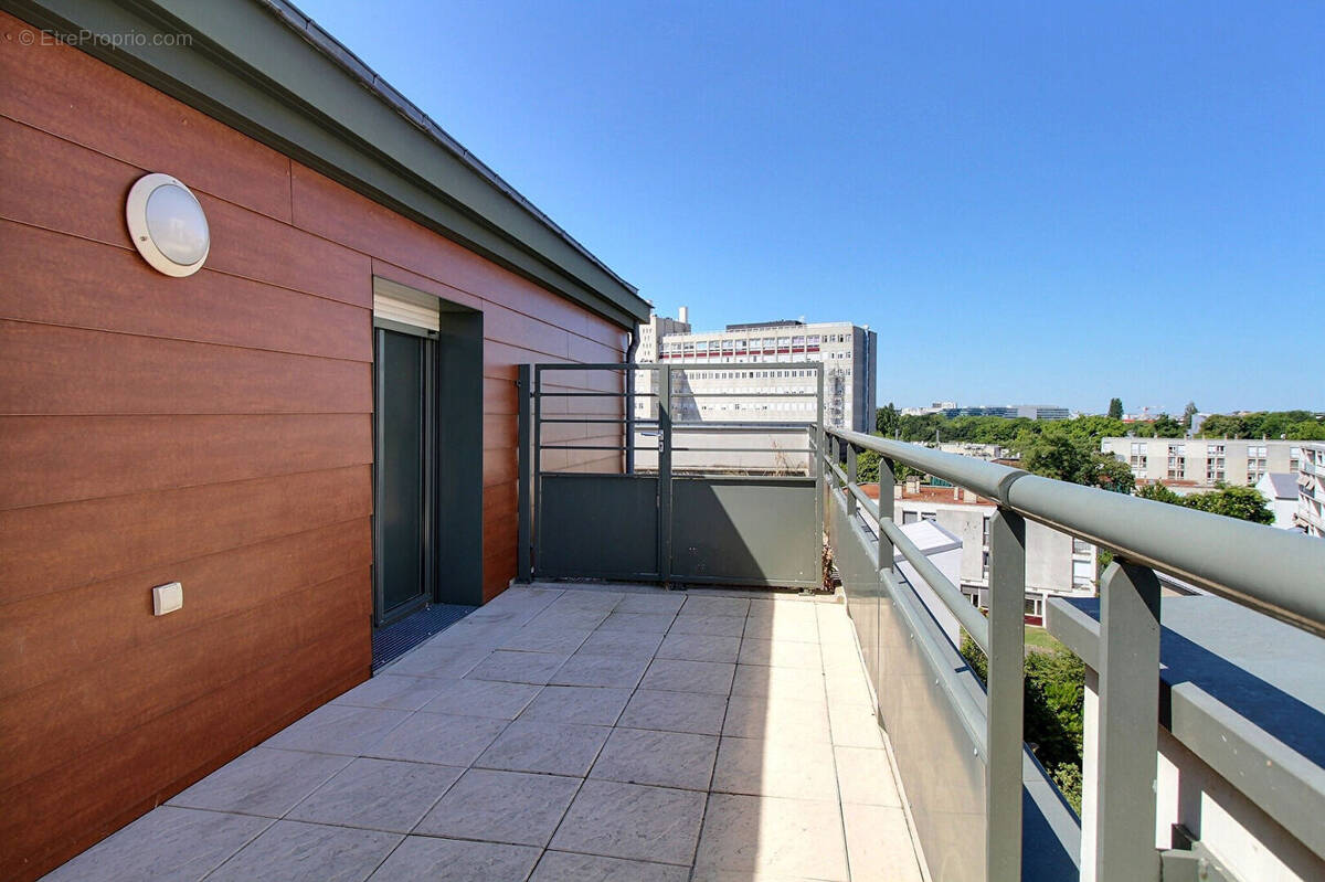 Appartement à COLOMBES