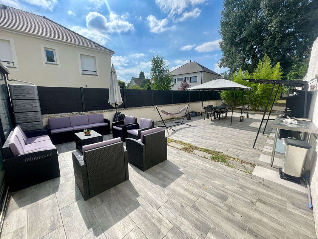 Maison à SAINT-GRATIEN