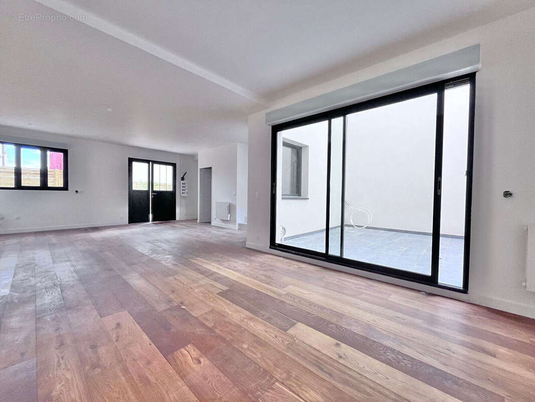 Maison à FONTENAY-SOUS-BOIS