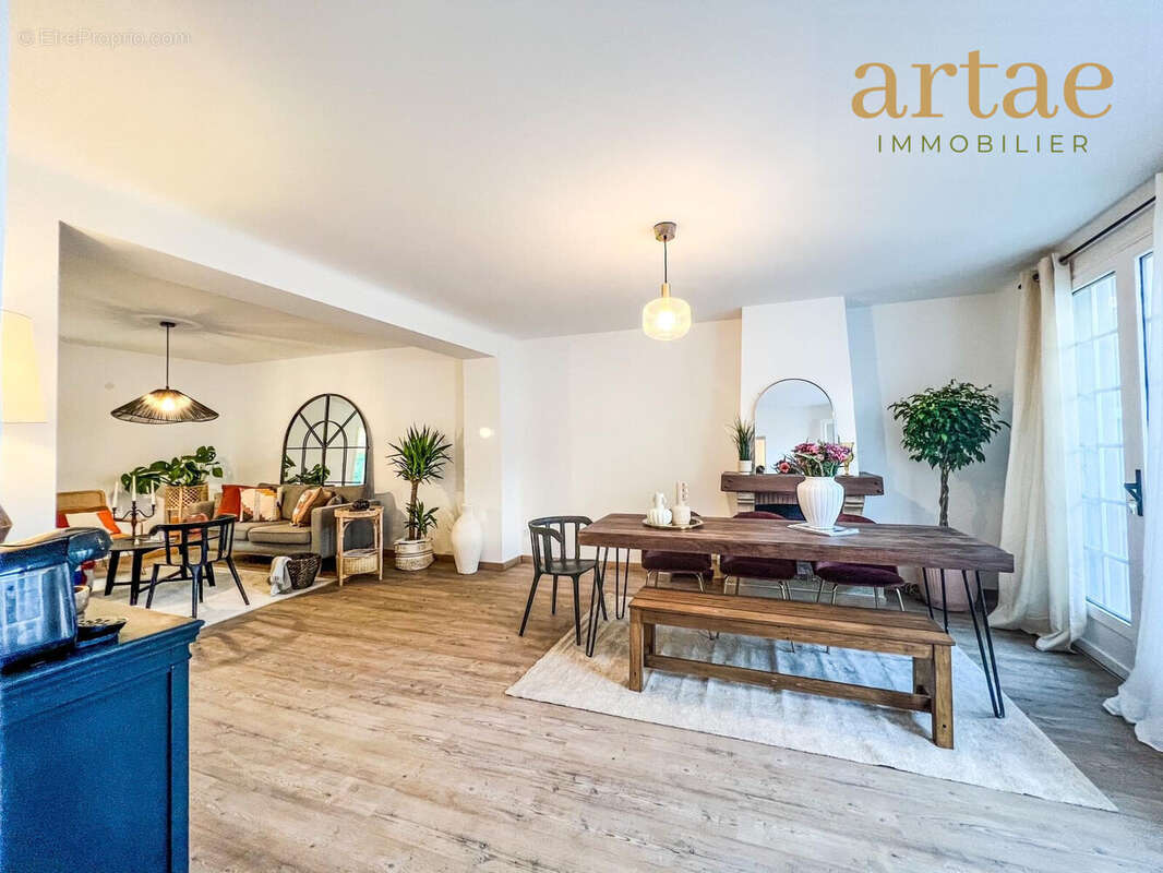 Maison à CASTANET-TOLOSAN