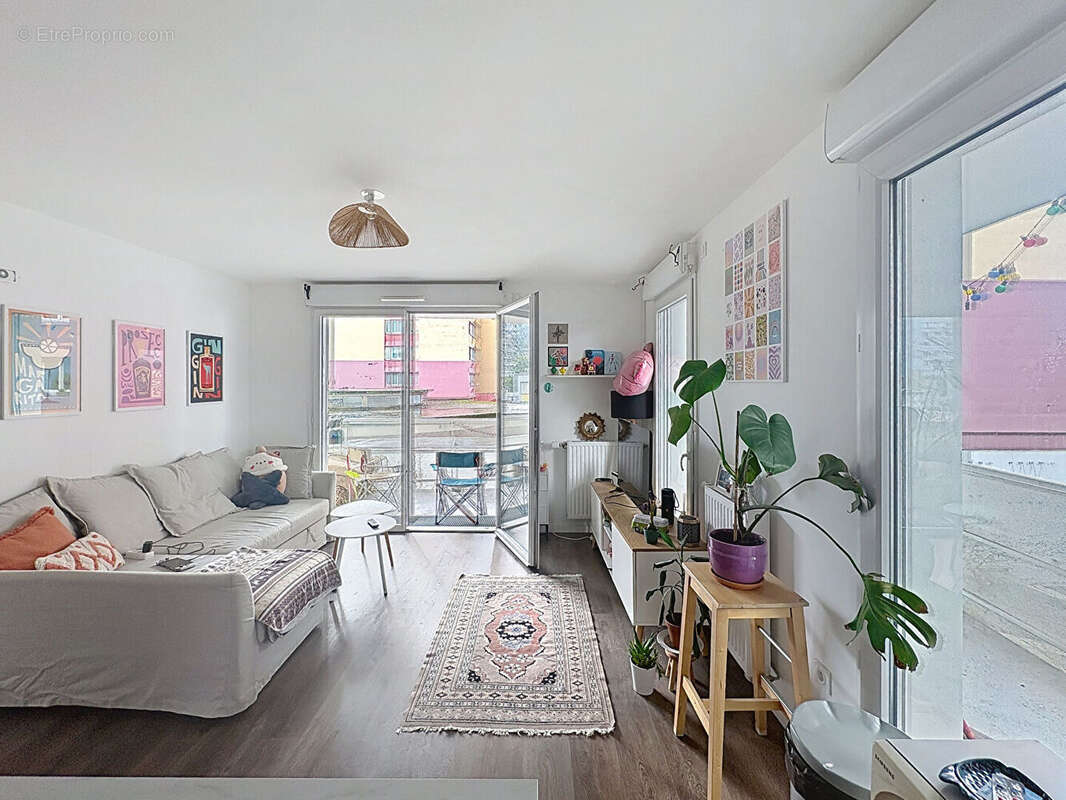 Appartement à BAGNOLET