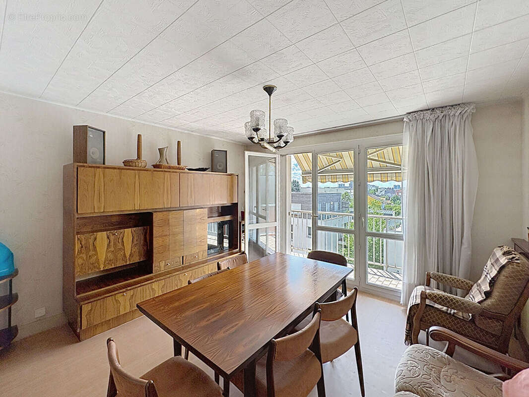 Appartement à ROMAINVILLE