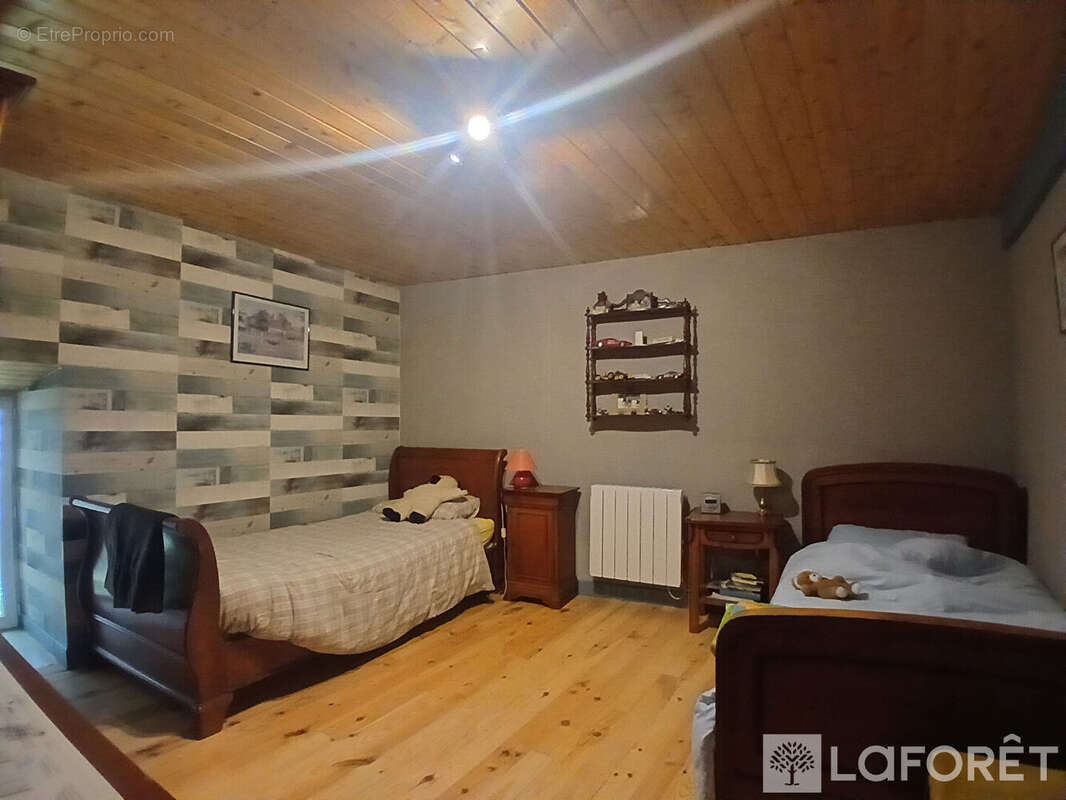 Maison à NEUVEGLISE