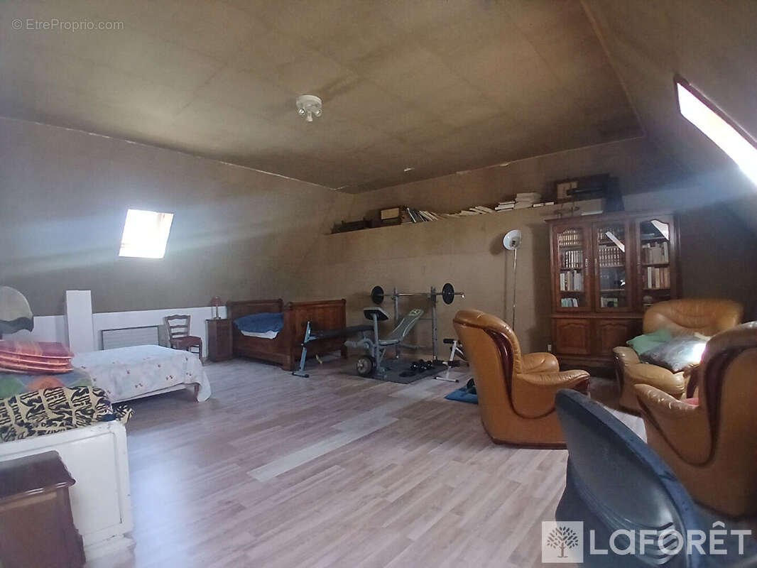 Maison à NEUVEGLISE