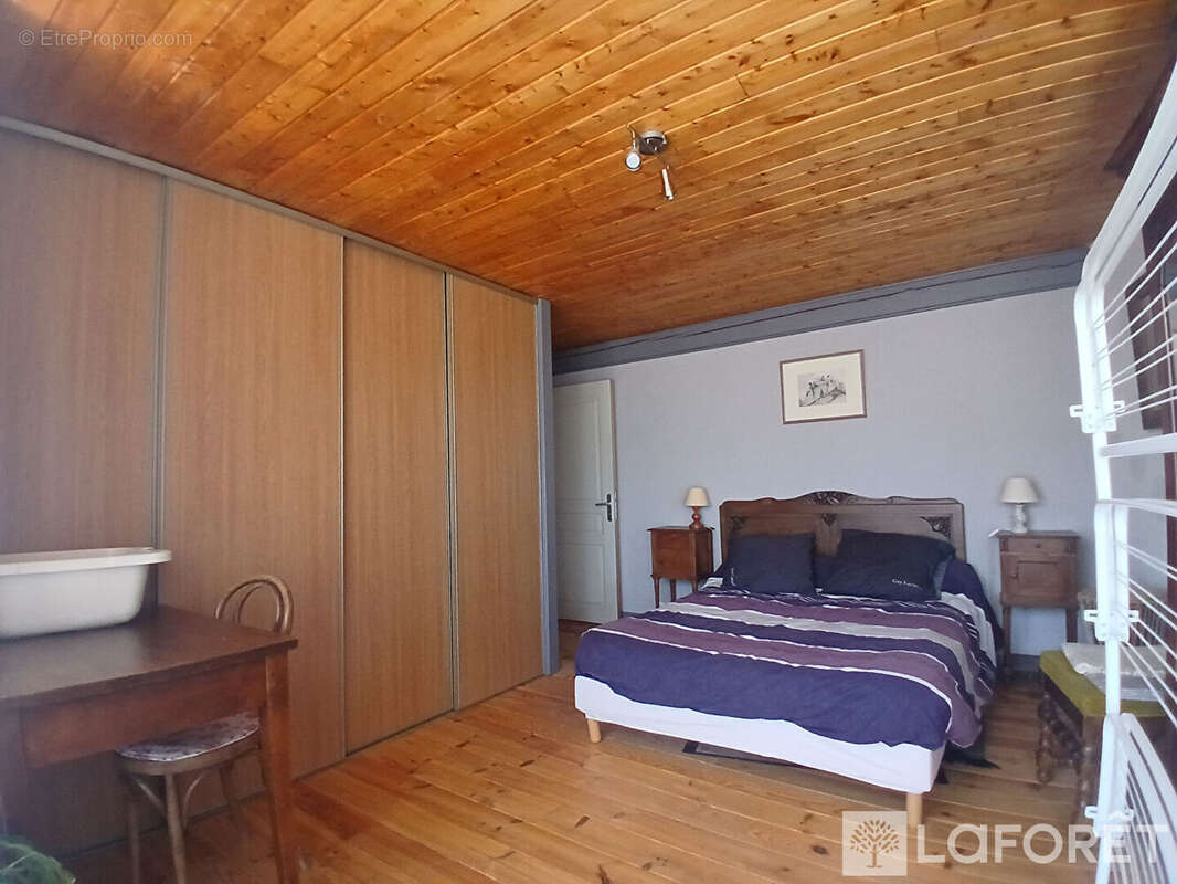 Maison à NEUVEGLISE