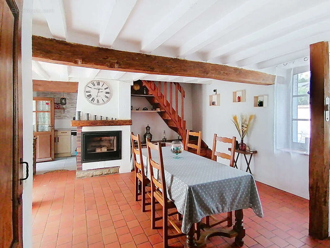 Maison à BAILLEAU-L&#039;EVEQUE