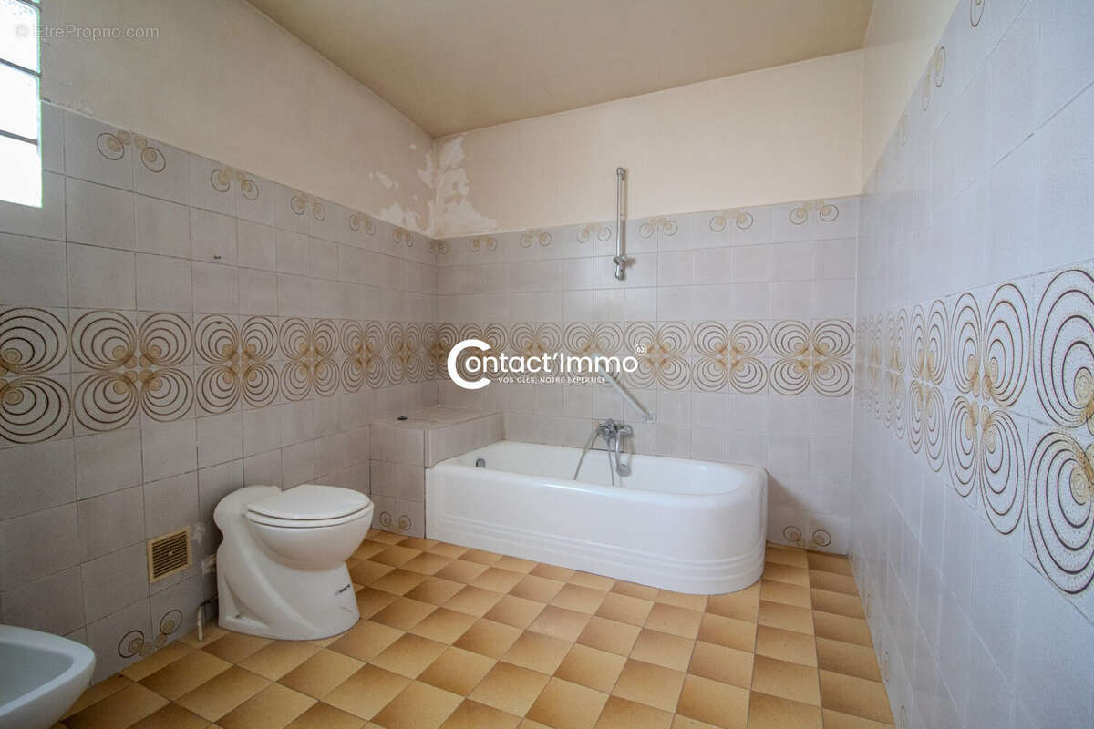 Maison à CHATEAUGAY