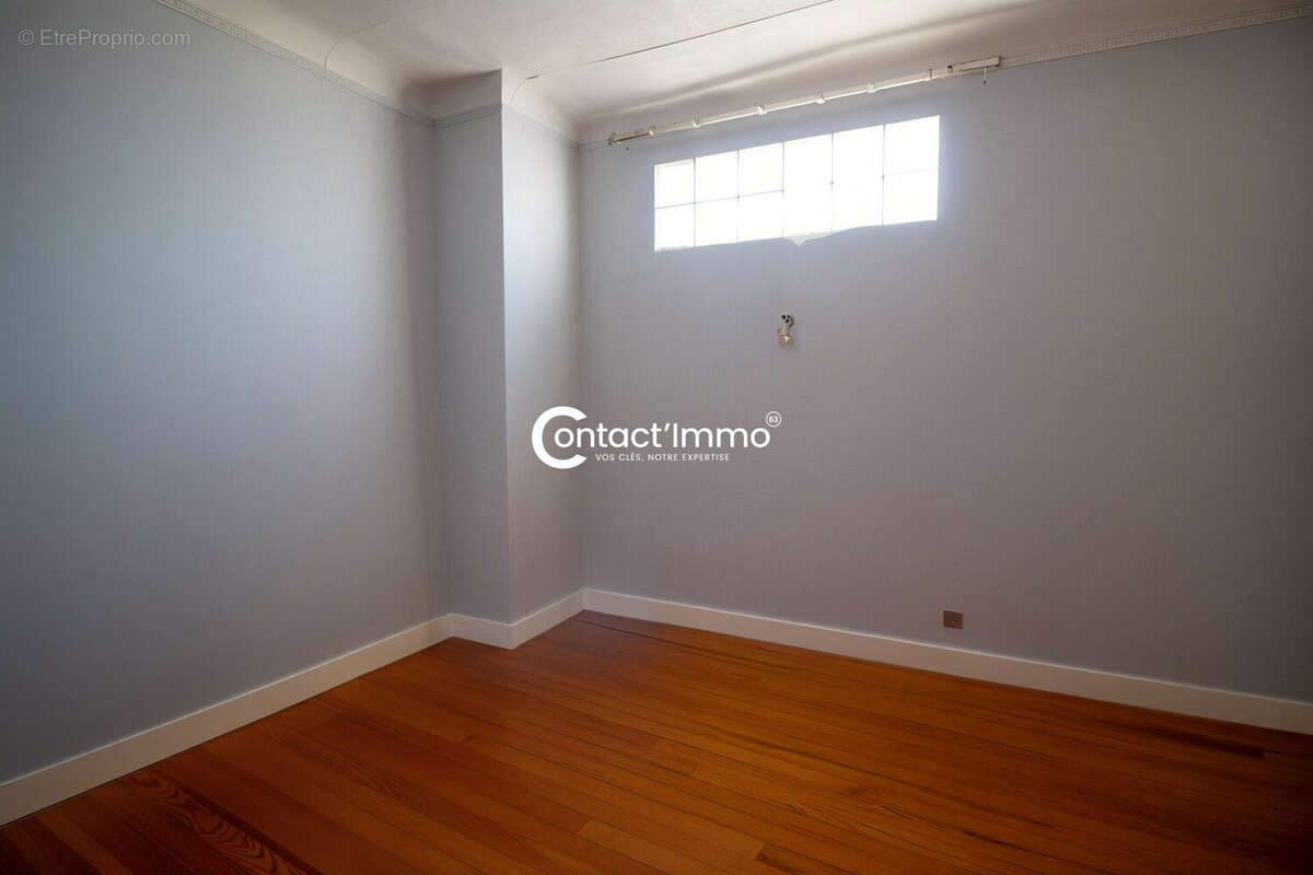 Maison à CHATEAUGAY