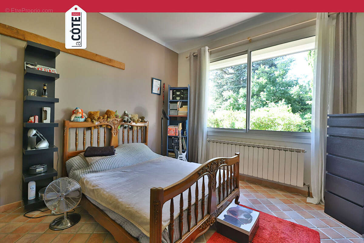 Maison à CHATEAUNEUF-LES-MARTIGUES