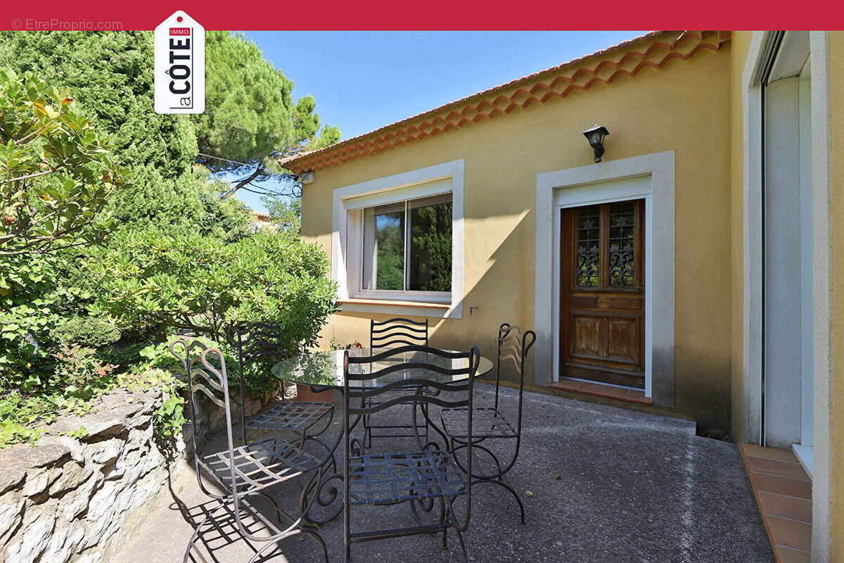 Maison à CHATEAUNEUF-LES-MARTIGUES