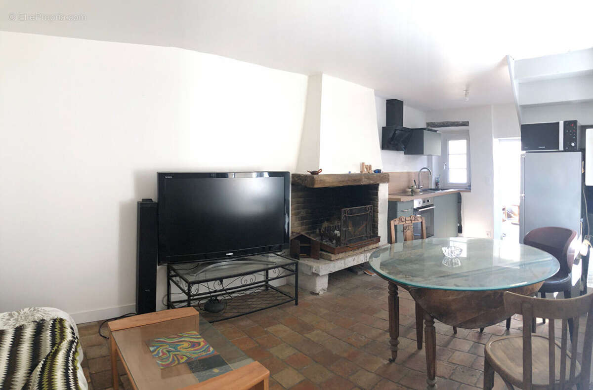 Maison à VIENNE-EN-ARTHIES