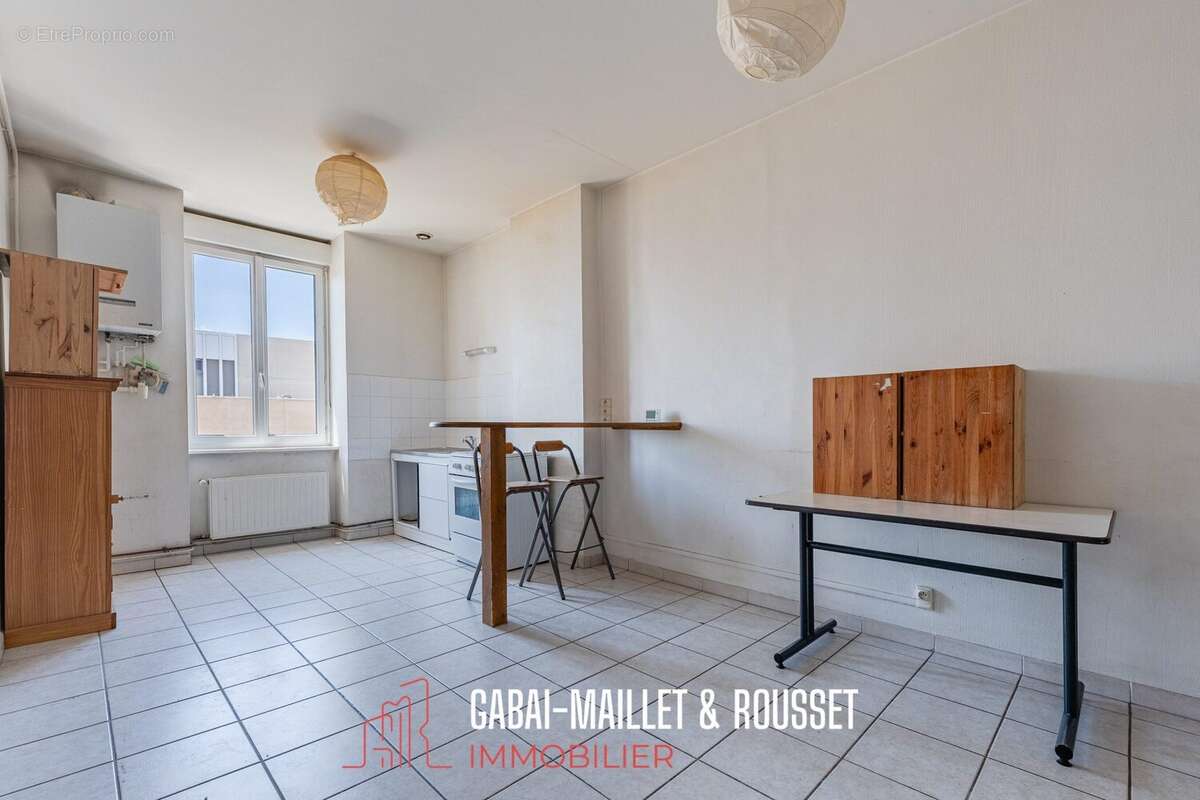 Appartement à LYON-8E