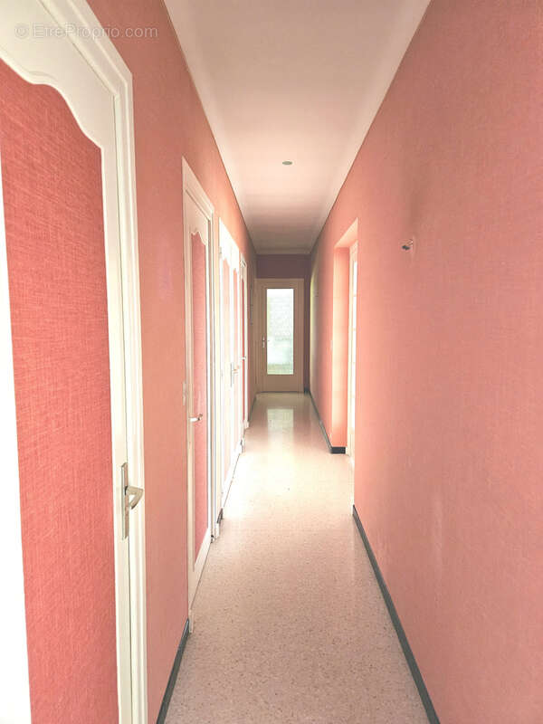 Maison à PANISSIERES