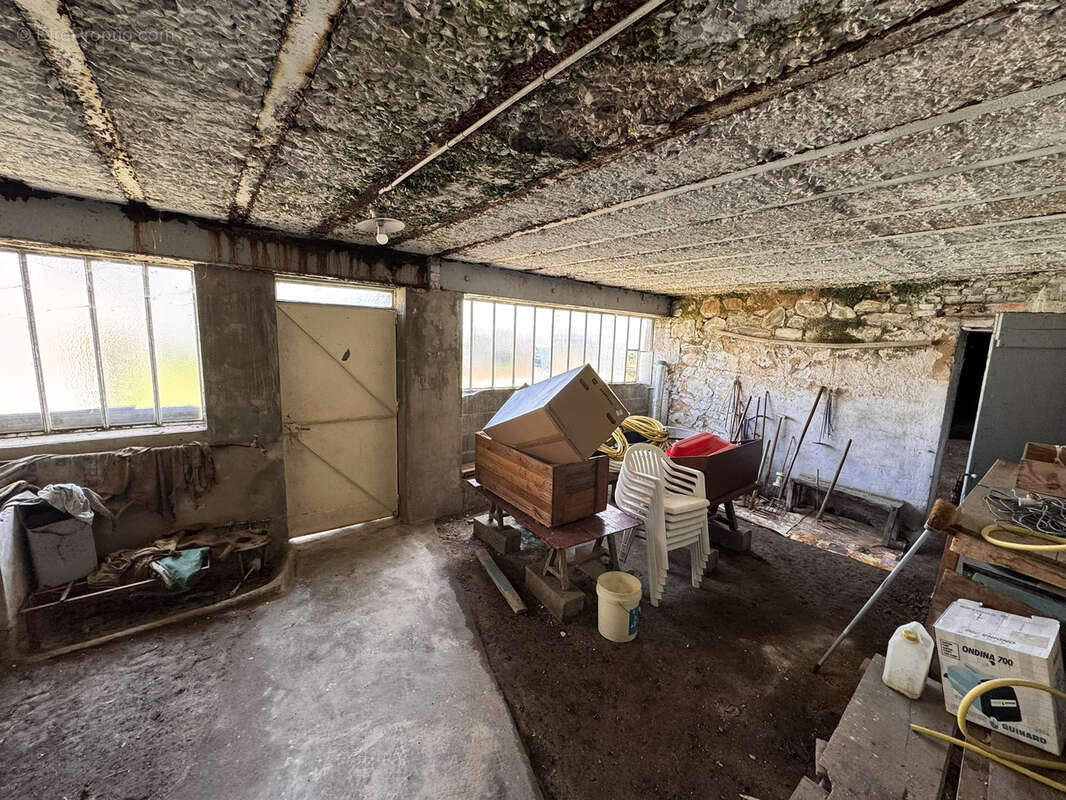 Maison à PANISSIERES