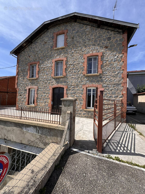 Maison à PANISSIERES