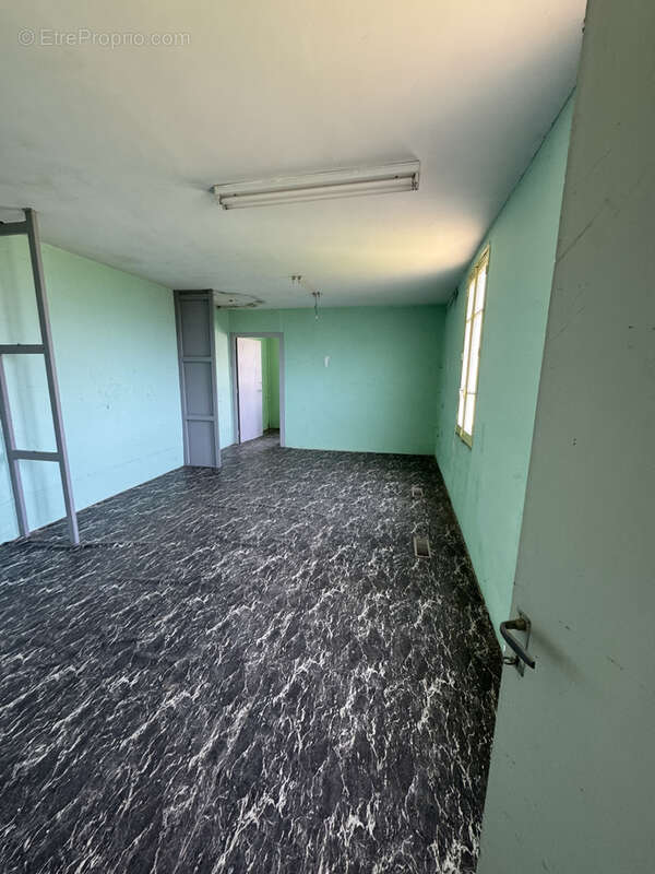 Maison à PANISSIERES