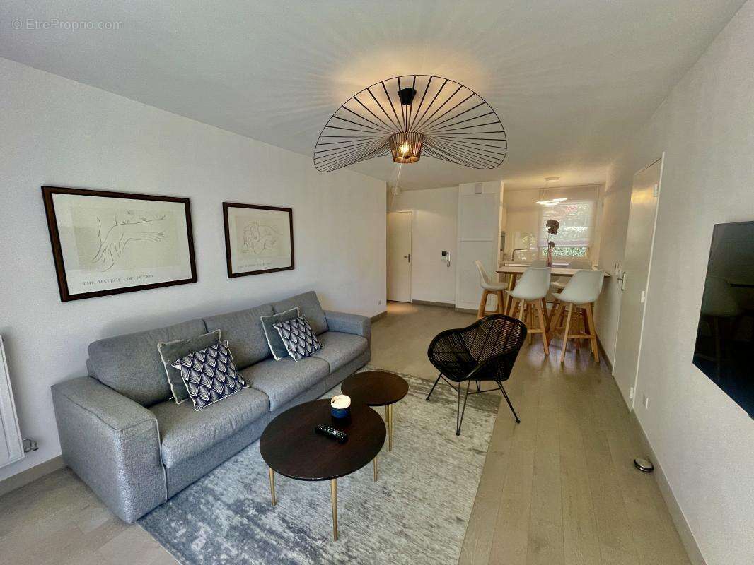 Appartement à TOURGEVILLE