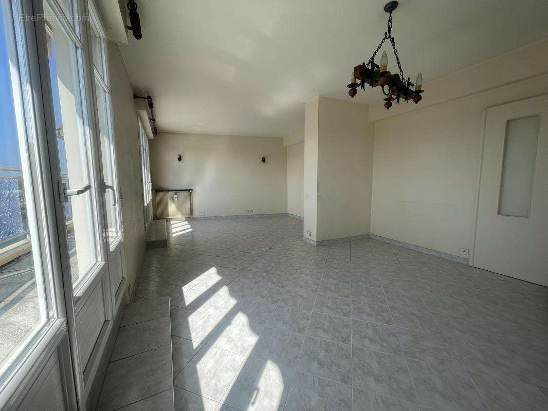 Appartement à TROUVILLE-SUR-MER