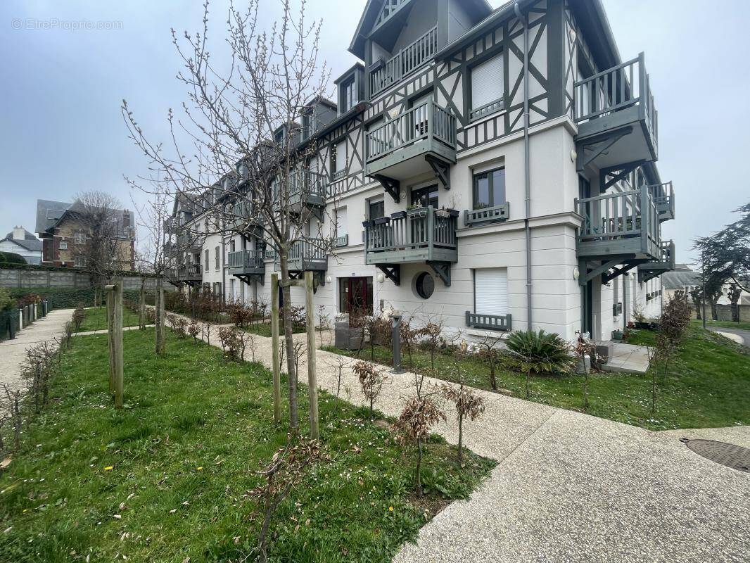 Appartement à TROUVILLE-SUR-MER