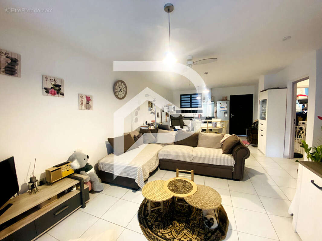 Appartement à L&#039;ETANG-SALE