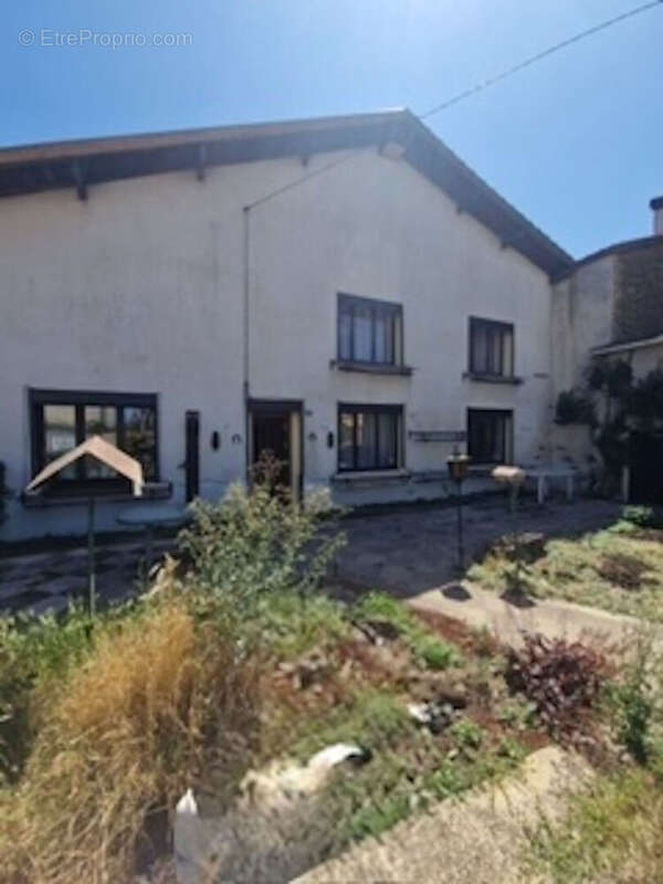 Maison à NORROY-LE-SEC