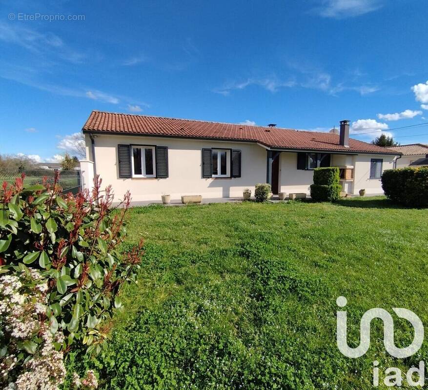 Photo 1 - Maison à PINEUILH