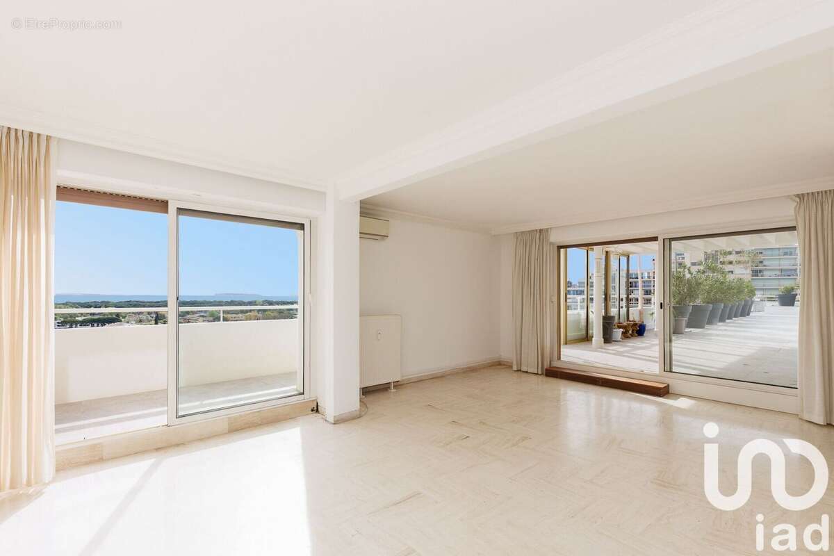 Photo 7 - Appartement à MANDELIEU-LA-NAPOULE