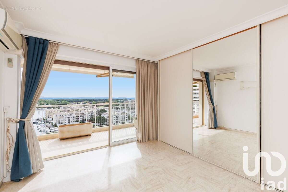 Photo 9 - Appartement à MANDELIEU-LA-NAPOULE