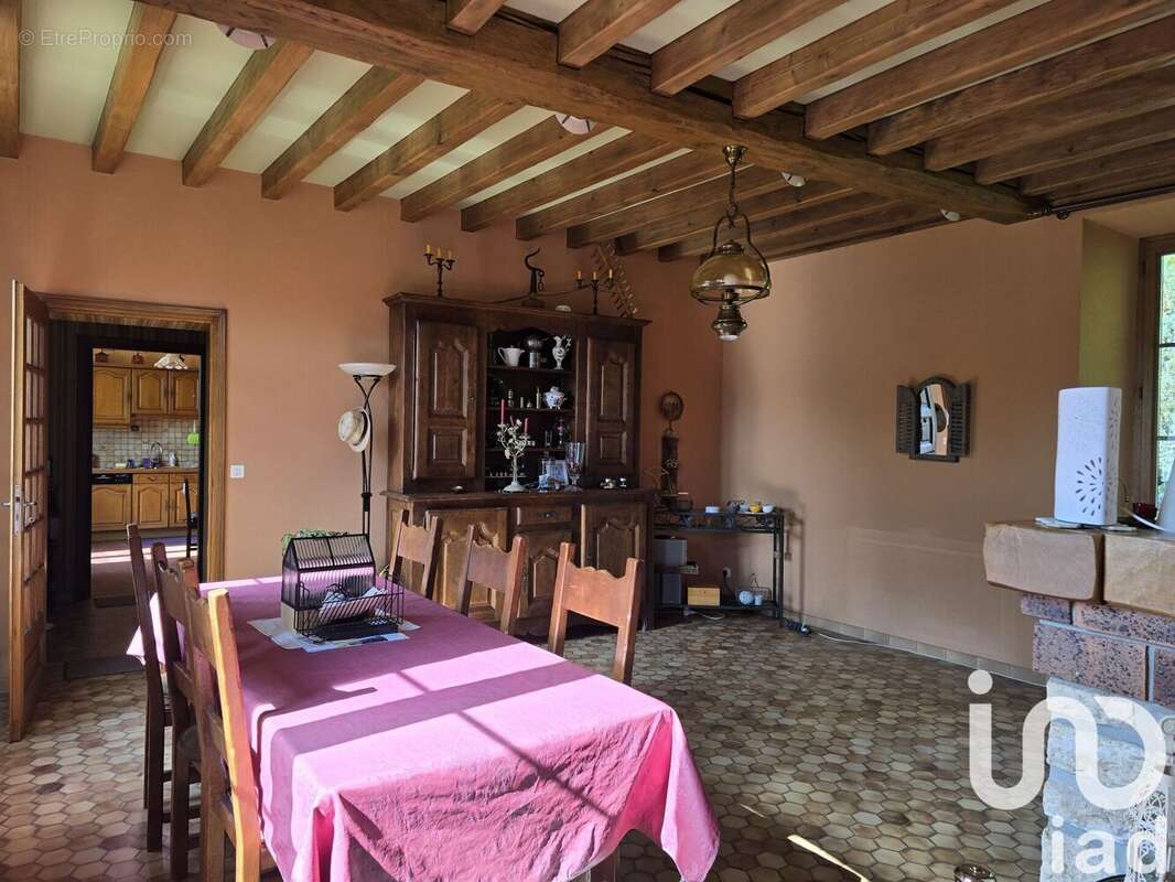 Photo 6 - Maison à LES ORMES-SUR-VOULZIE