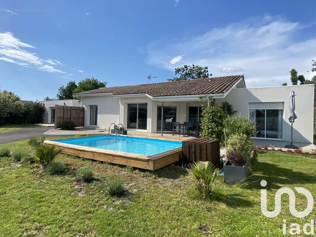 Photo 3 - Maison à ARES