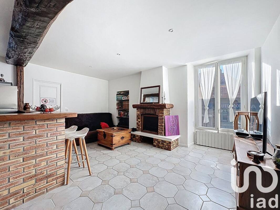 Photo 1 - Appartement à BOISSY-SAINT-LEGER