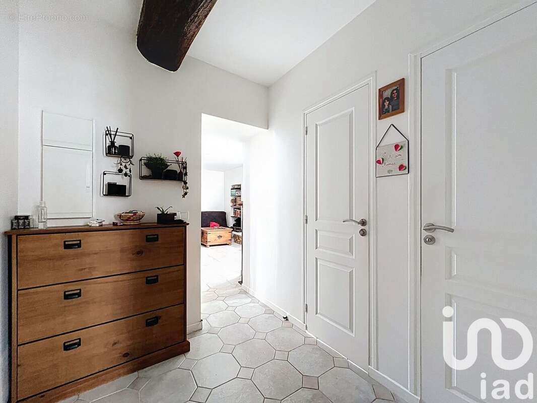 Photo 2 - Appartement à BOISSY-SAINT-LEGER