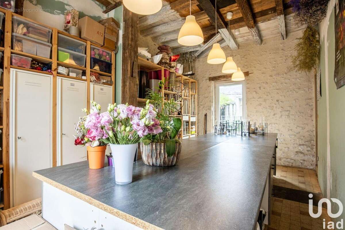 Photo 6 - Commerce à INGRE