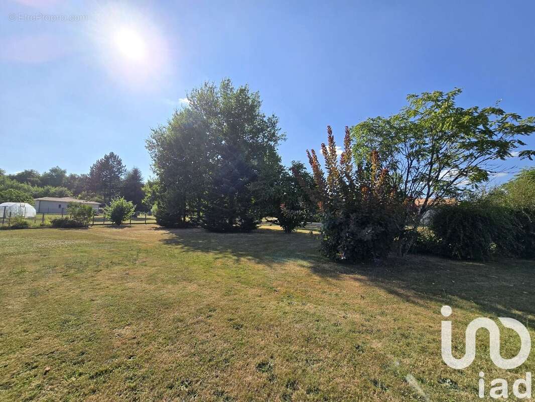 Photo 4 - Terrain à SAINT-CAPRAIS-DE-BORDEAUX